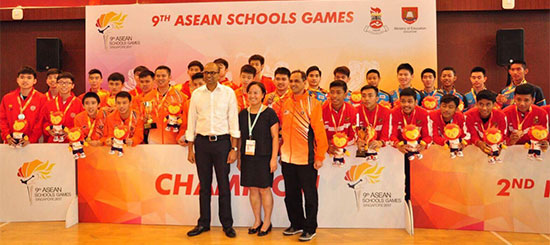 "นักเรียนไทยคว้าเพิ่ม 1 ทองแดงการแข่งขันแบดมินตันกีฬานักเรียนอาเซียนที่สิงคโปร์"